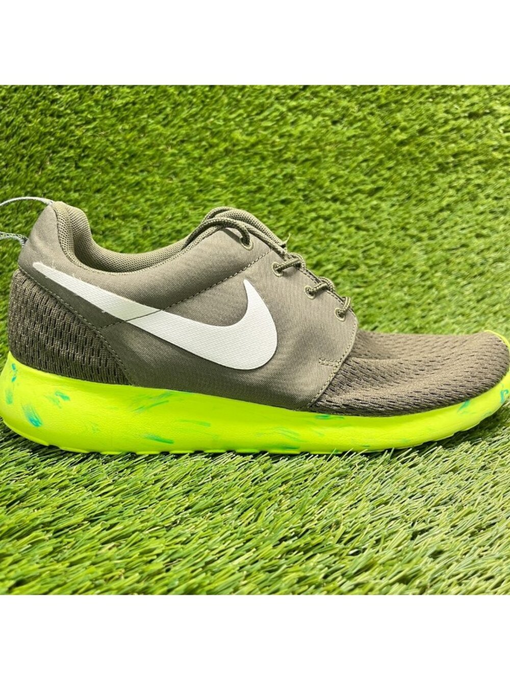 Nike Roshe Run Marble Mens Size 9 Olive Mica Green White Running Shoes Sneakers